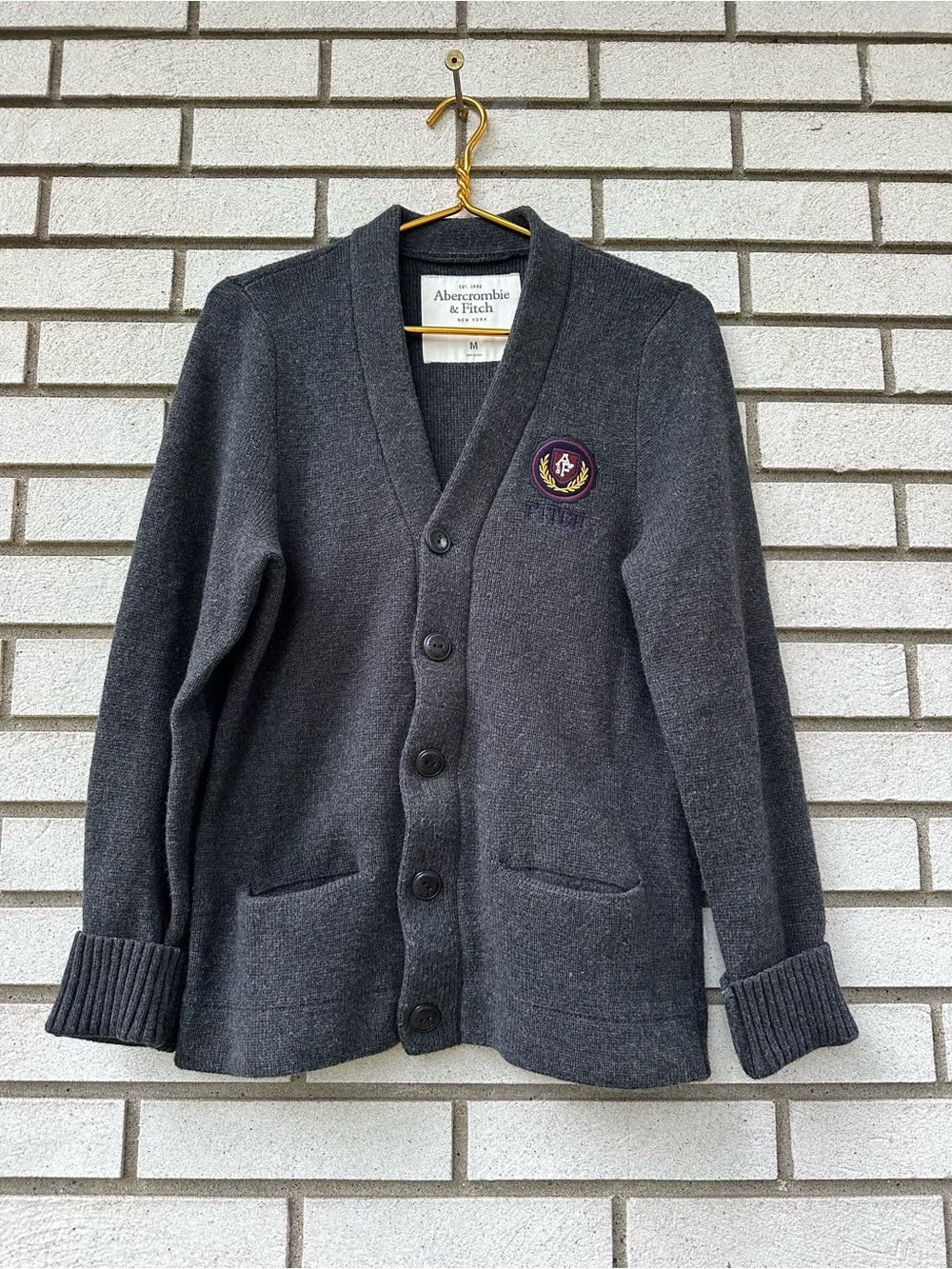Abercrombie & Fitch M Gray Crest Cardigan Sweater Rabbit Hair Preppy Varsity